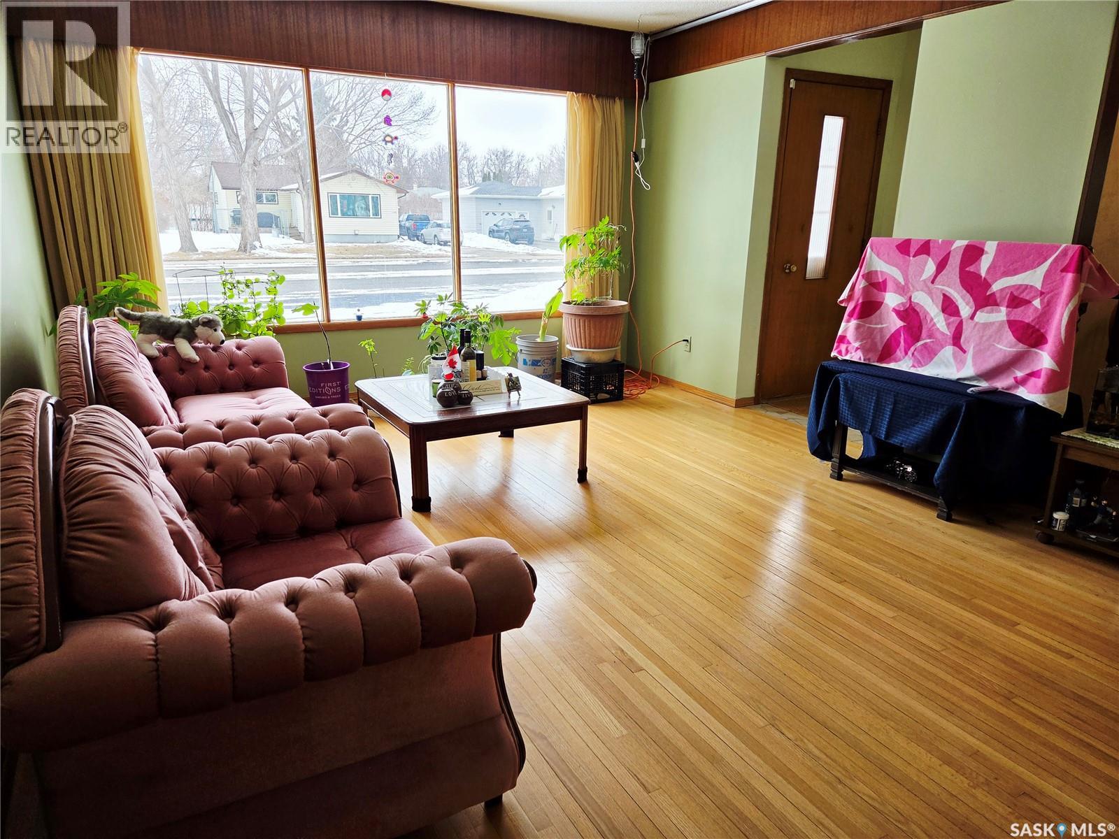 1147 Broadview Road, Esterhazy, Saskatchewan  S0A 0X0 - Photo 5 - SK032107