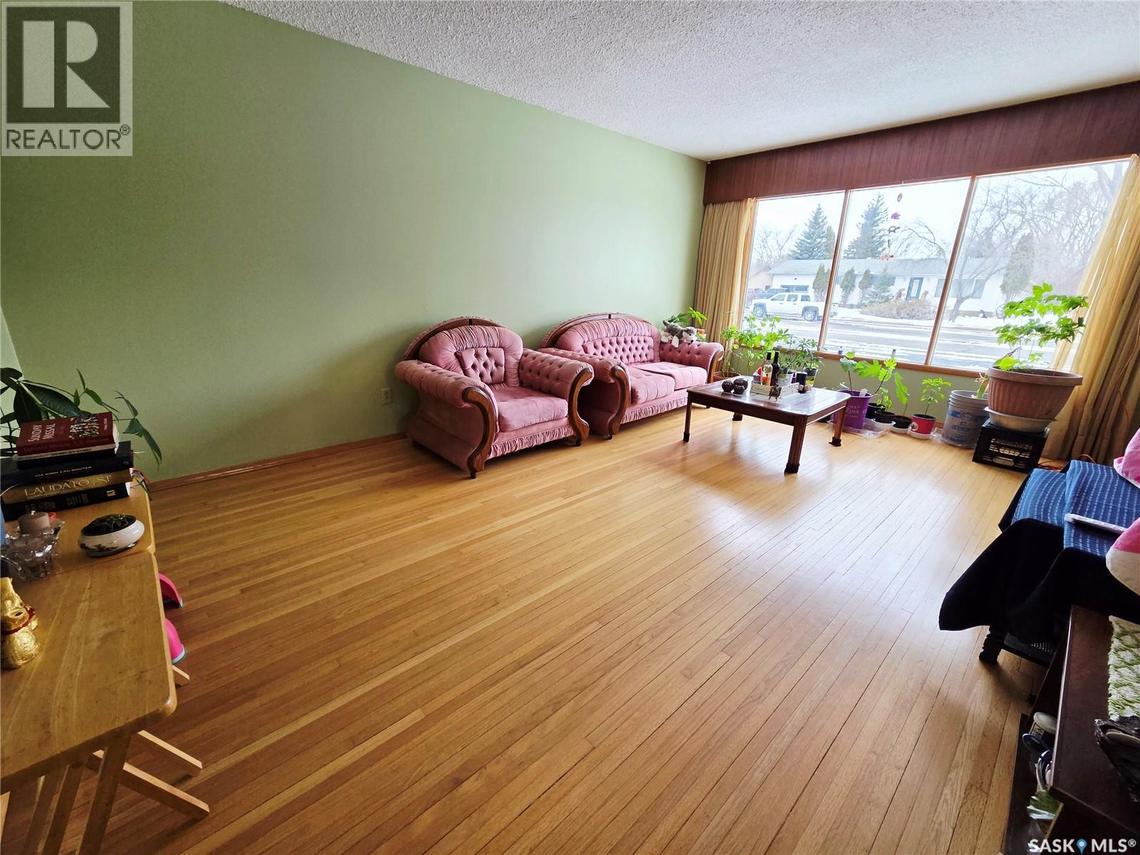 1147 Broadview Road, Esterhazy, Saskatchewan  S0A 0X0 - Photo 6 - SK032107