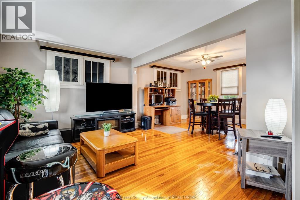 1512 Marentette Avenue, Windsor, Ontario  N8X 4E3 - Photo 5 - 26007198