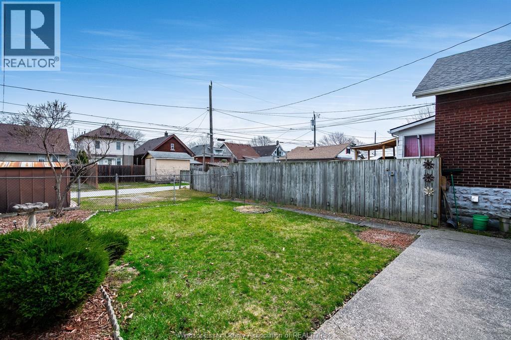 1512 Marentette Avenue, Windsor, Ontario  N8X 4E3 - Photo 34 - 26007198