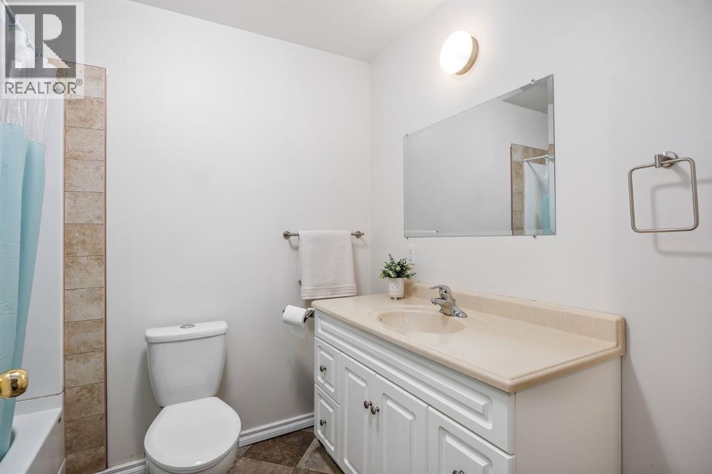 111, 323 4 Avenue, Strathmore, Alberta  T1P 1B5 - Photo 34 - A2297259