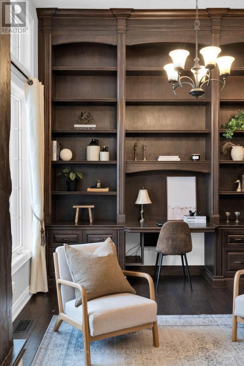 4 Snowshoe Trail, Barrie, Ontario L4N 7Z1 - Photo 8 - S12834610