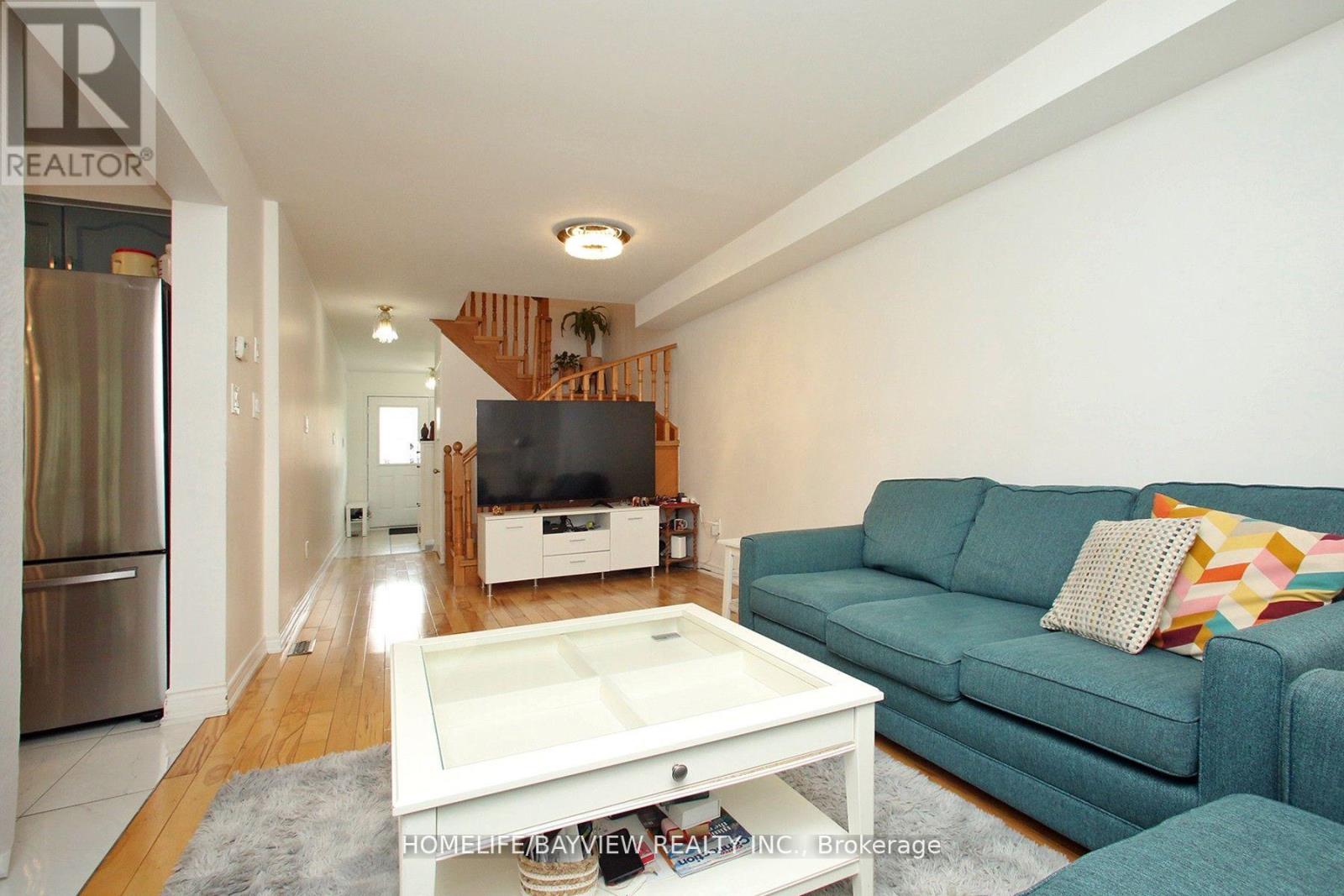 6 Winklers Lane, Markham, Ontario  L6B 1C4 - Photo 11 - N12963476