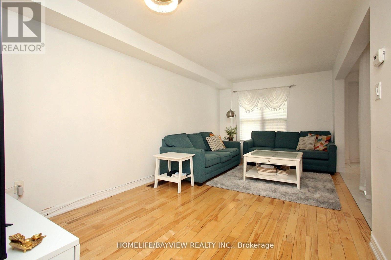 6 Winklers Lane, Markham, Ontario  L6B 1C4 - Photo 12 - N12963476