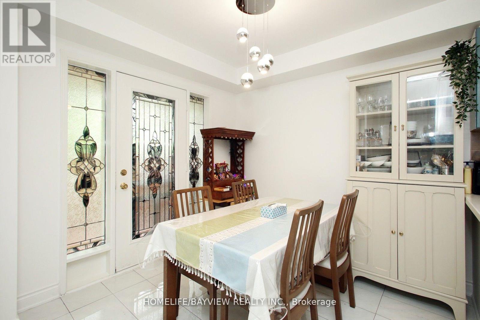 6 Winklers Lane, Markham, Ontario  L6B 1C4 - Photo 15 - N12963476