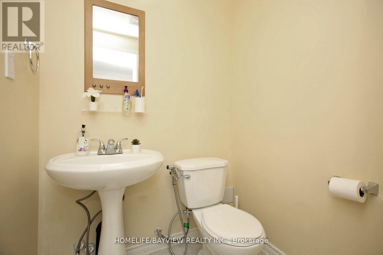 6 Winklers Lane, Markham, Ontario  L6B 1C4 - Photo 17 - N12963476