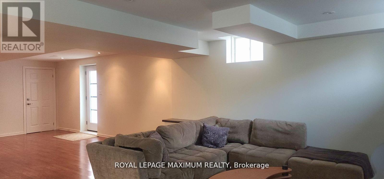 Basement - 19 Maple Forest Drive, Vaughan, Ontario  L6A 0B7 - Photo 11 - N12963482