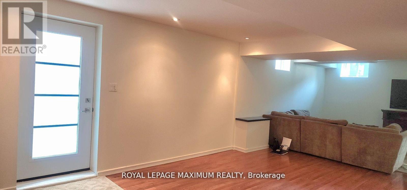 Basement - 19 Maple Forest Drive, Vaughan, Ontario  L6A 0B7 - Photo 12 - N12963482