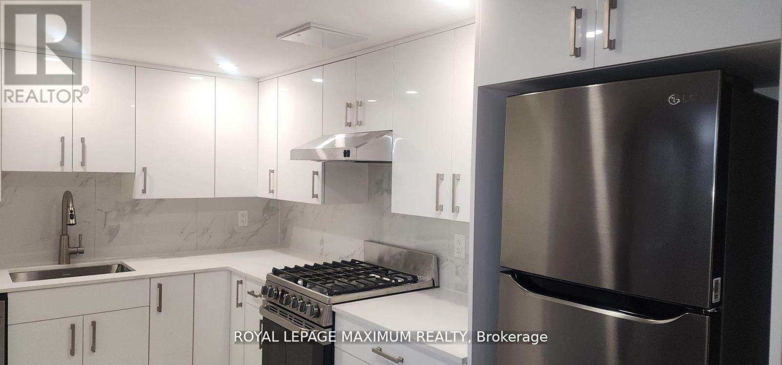 Basement - 19 Maple Forest Drive, Vaughan, Ontario  L6A 0B7 - Photo 7 - N12963482