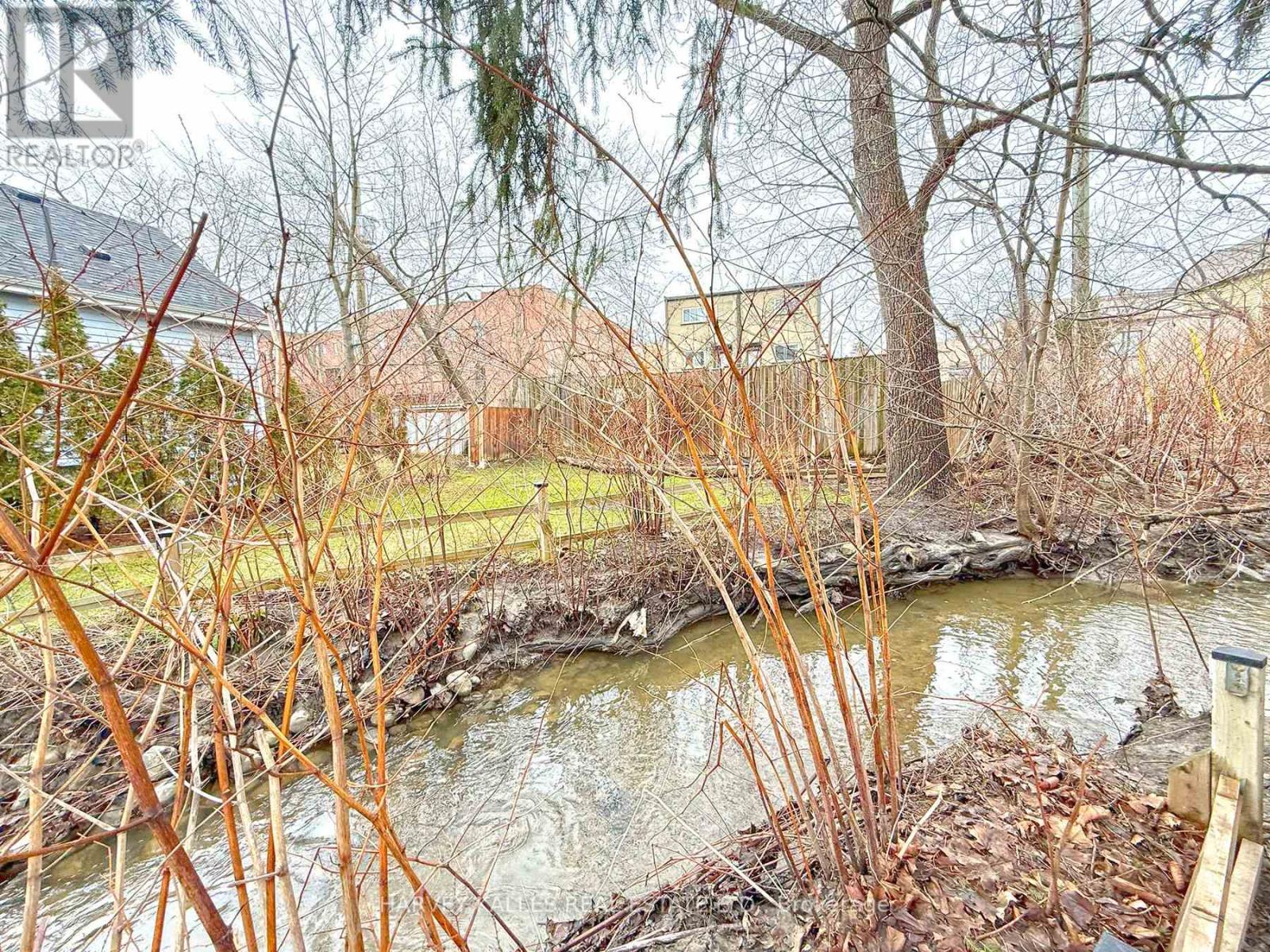 83 Temperance Street, Aurora, Ontario  L4G 2R1 - Photo 8 - N12963500