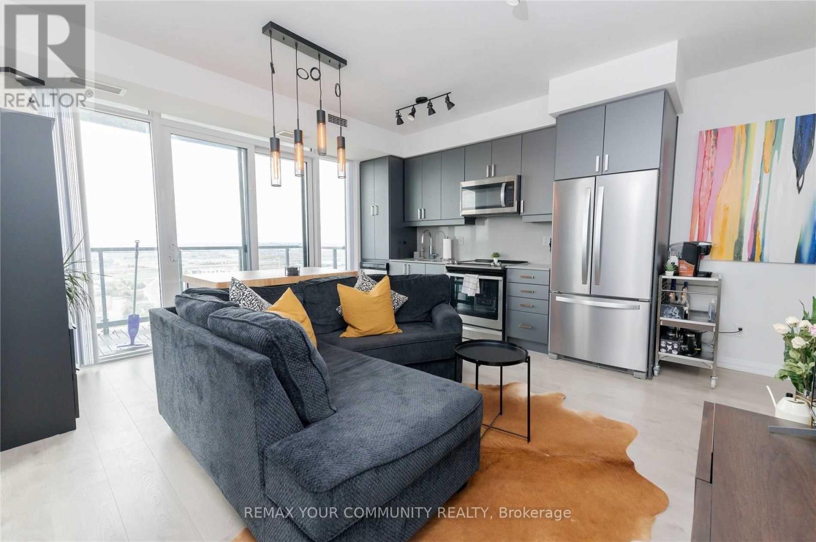 2904 - 7895 Jane Street, Vaughan, Ontario  L4K 2M7 - Photo 2 - N12963516