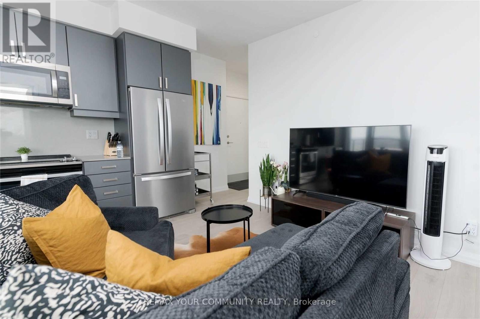 2904 - 7895 Jane Street, Vaughan, Ontario  L4K 2M7 - Photo 6 - N12963516