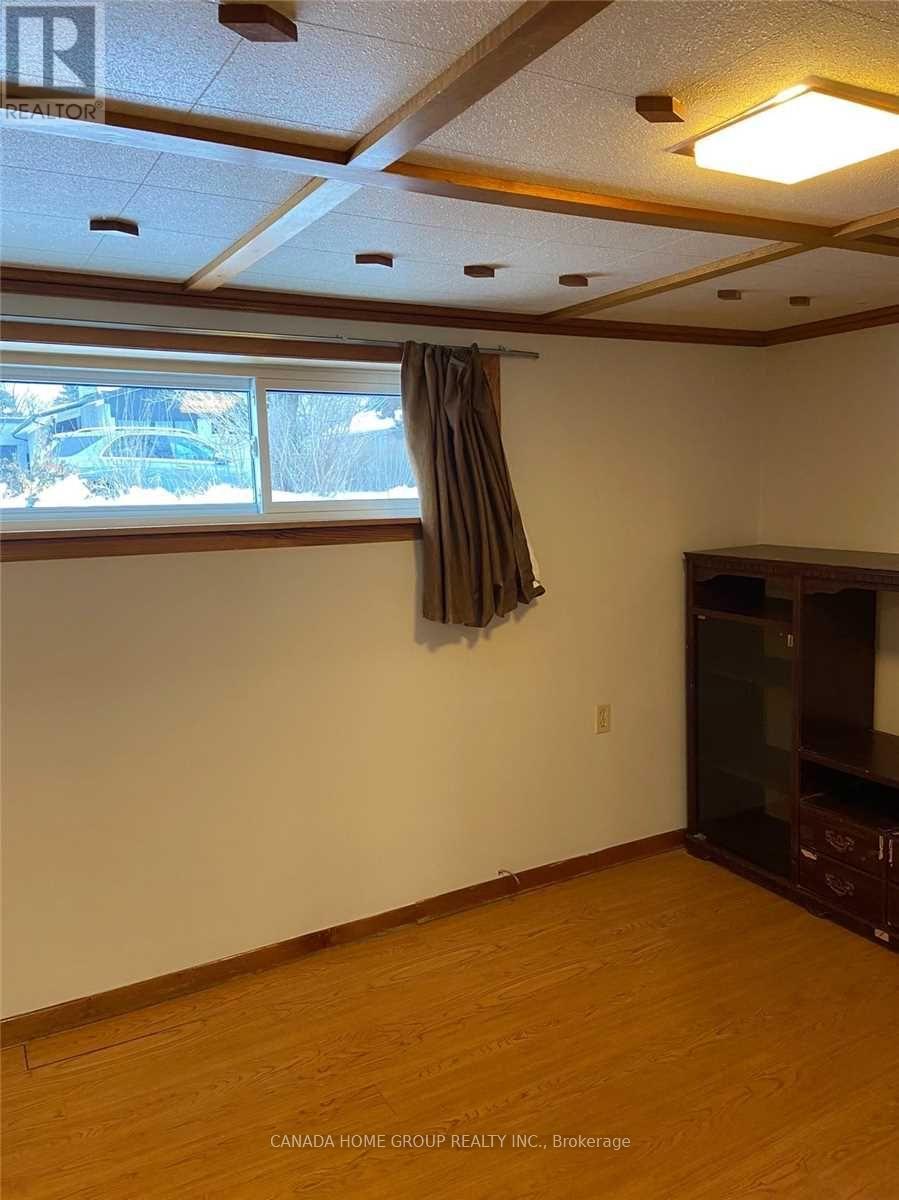 Lower - 435 Lynett Crescent, Richmond Hill, Ontario  L4C 2V6 - Photo 11 - N12963520