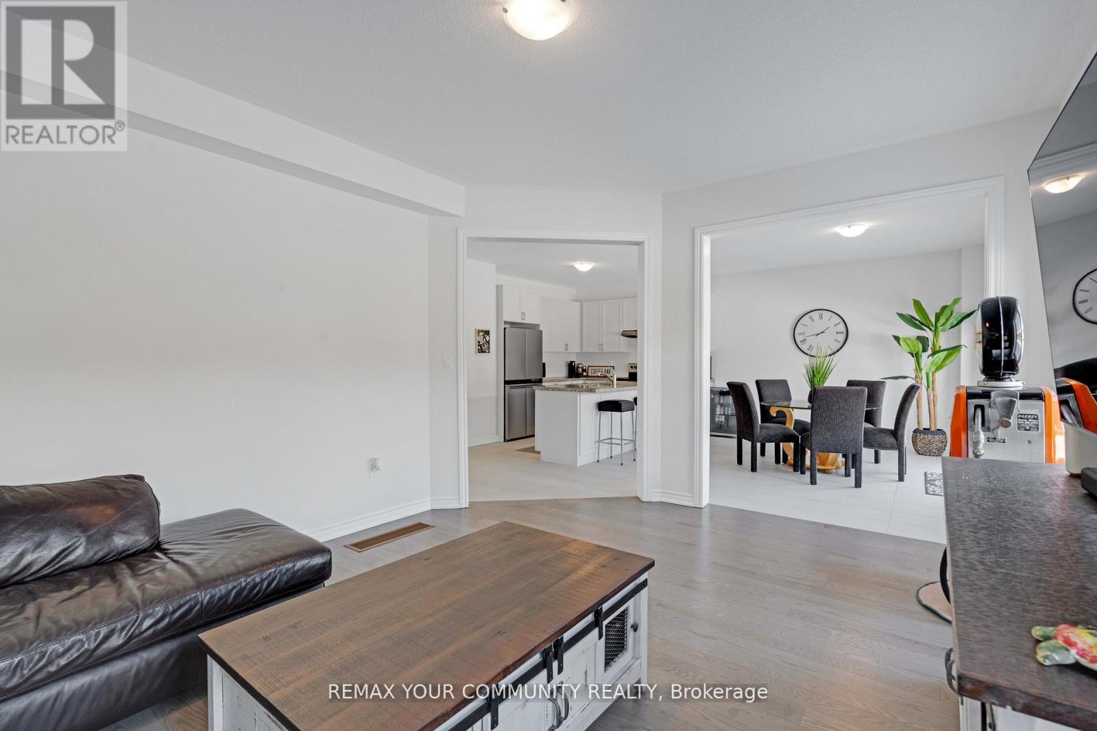 1537 Prentice Road, Innisfil, Ontario  L9S 4R7 - Photo 6 - N12963528