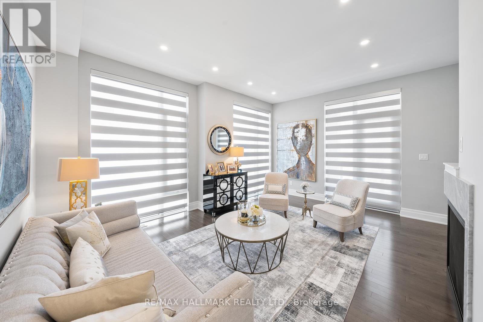 15 Carrville Woods Circle, Vaughan, Ontario  L6A 4Z6 - Photo 19 - N12963540