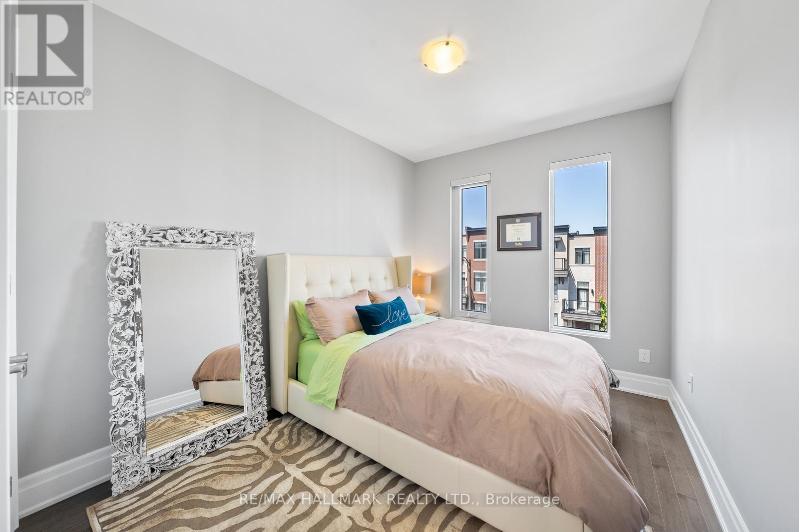 15 Carrville Woods Circle, Vaughan, Ontario  L6A 4Z6 - Photo 37 - N12963540