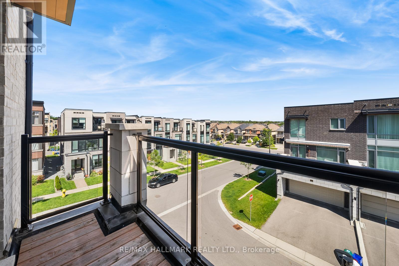 15 Carrville Woods Circle, Vaughan, Ontario  L6A 4Z6 - Photo 44 - N12963540