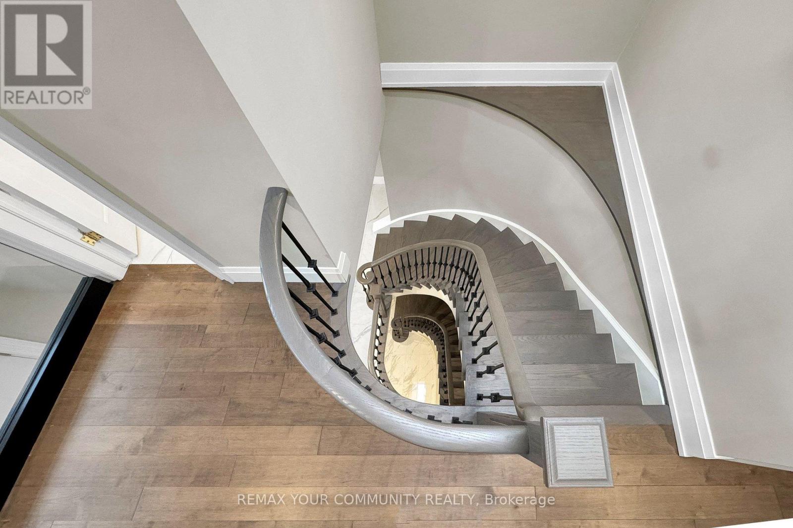 186 Wigwoss Drive, Vaughan, Ontario  L4L 4H2 - Photo 17 - N12963566