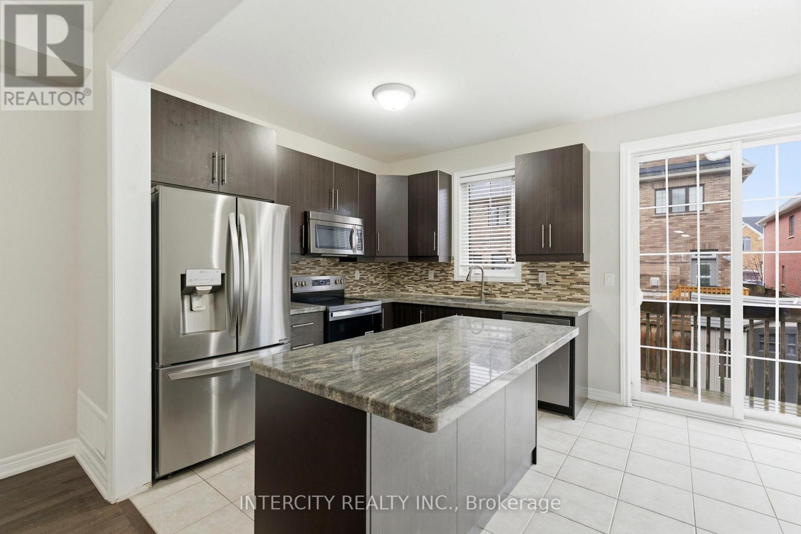 34 Alexie Way, Vaughan, Ontario  L4H 3V3 - Photo 11 - N12963570