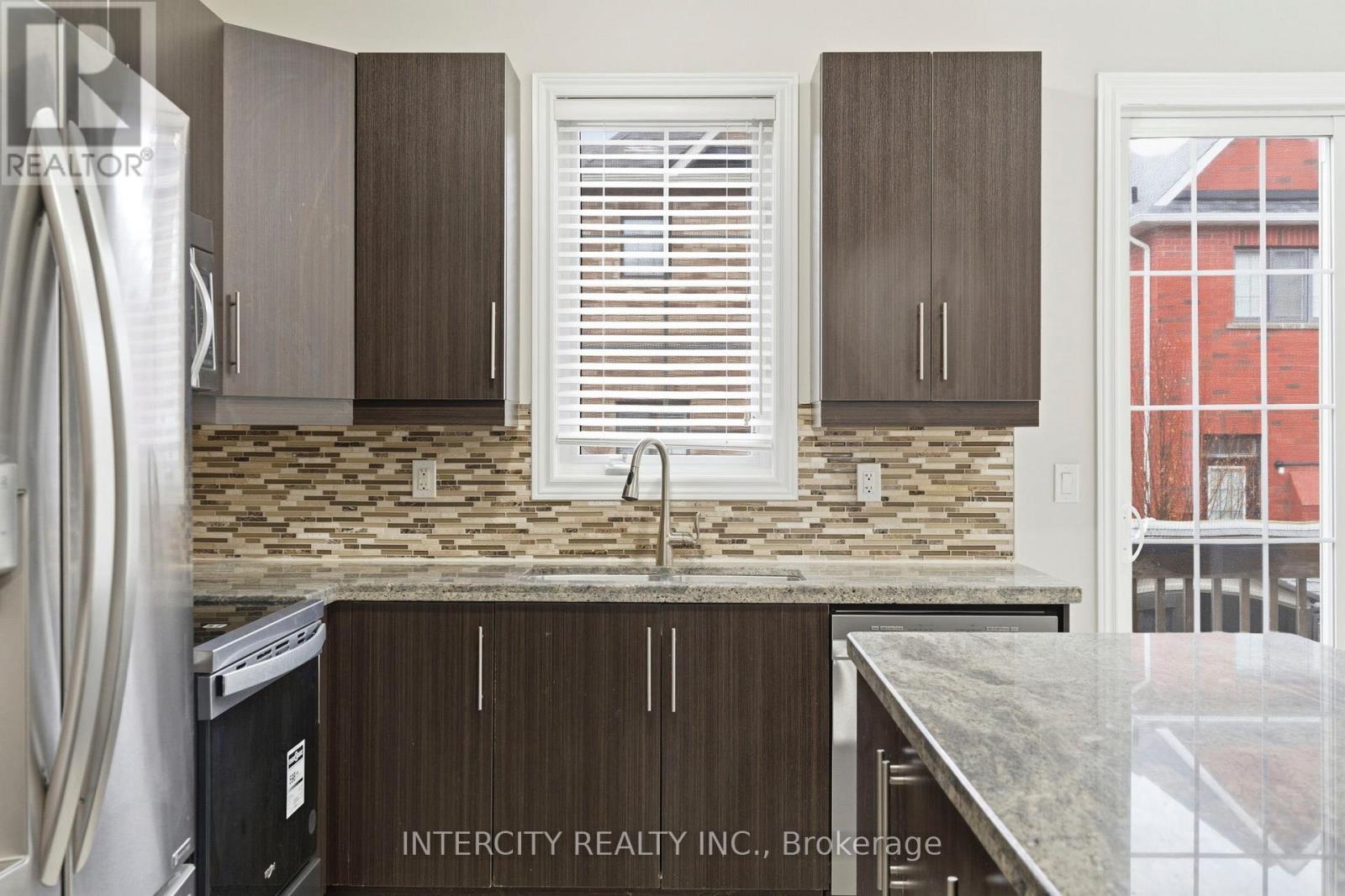 34 Alexie Way, Vaughan, Ontario  L4H 3V3 - Photo 12 - N12963570