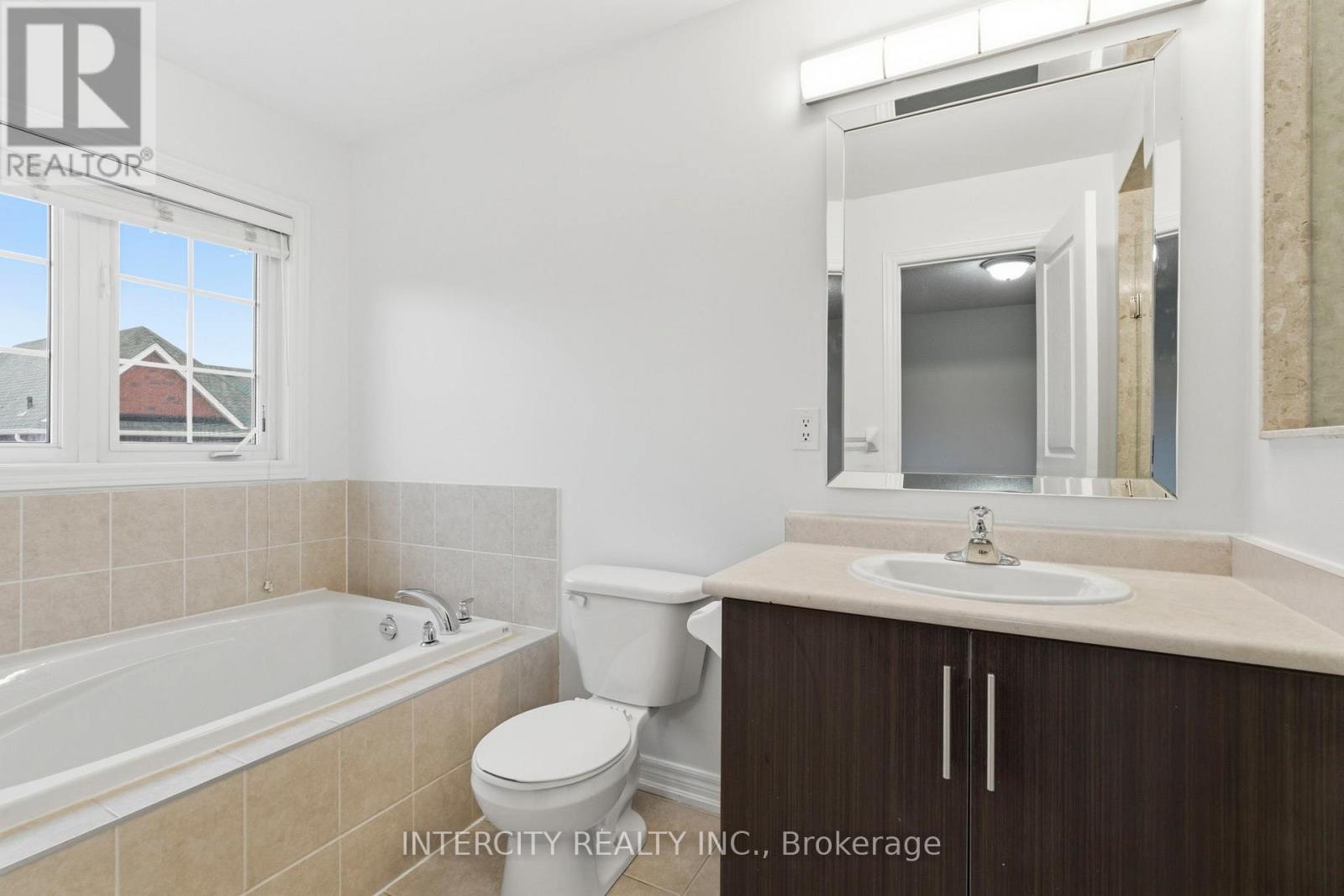 34 Alexie Way, Vaughan, Ontario  L4H 3V3 - Photo 21 - N12963570