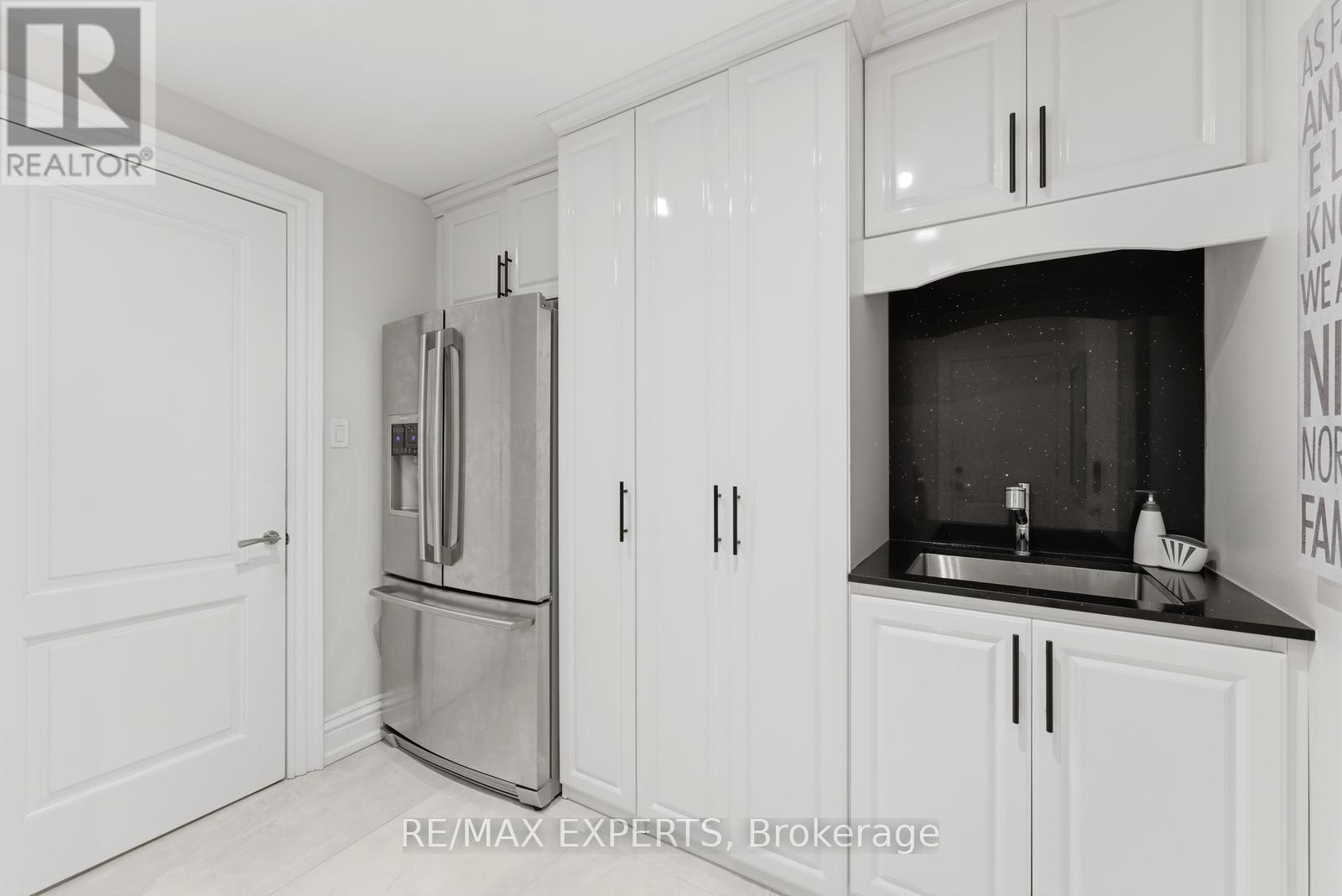 102 Kiloran Avenue, Vaughan, Ontario  L4L 3A8 - Photo 19 - N12963586