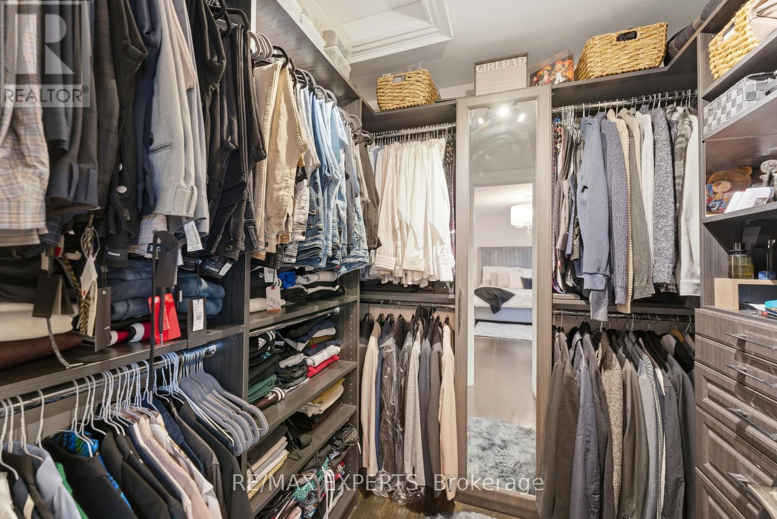 102 Kiloran Avenue, Vaughan, Ontario  L4L 3A8 - Photo 29 - N12963586