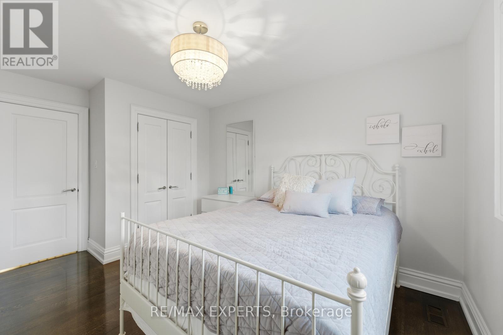 102 Kiloran Avenue, Vaughan, Ontario  L4L 3A8 - Photo 31 - N12963586