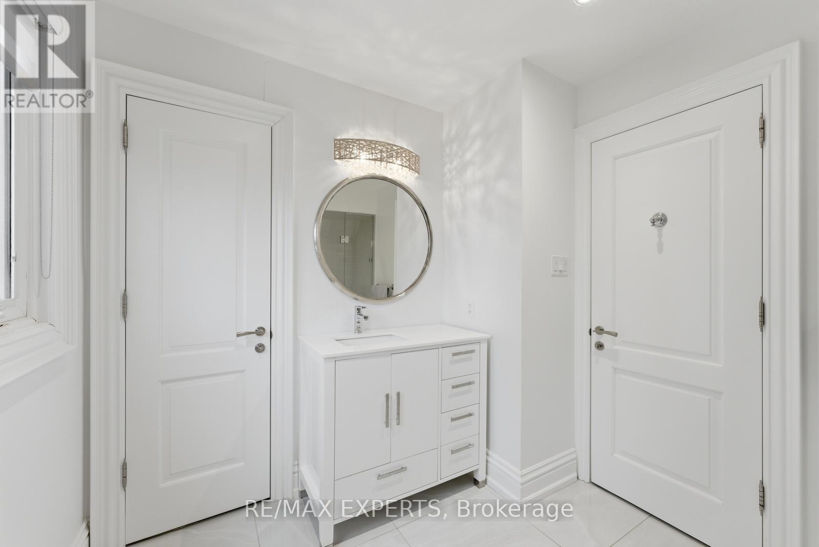 102 Kiloran Avenue, Vaughan, Ontario  L4L 3A8 - Photo 36 - N12963586