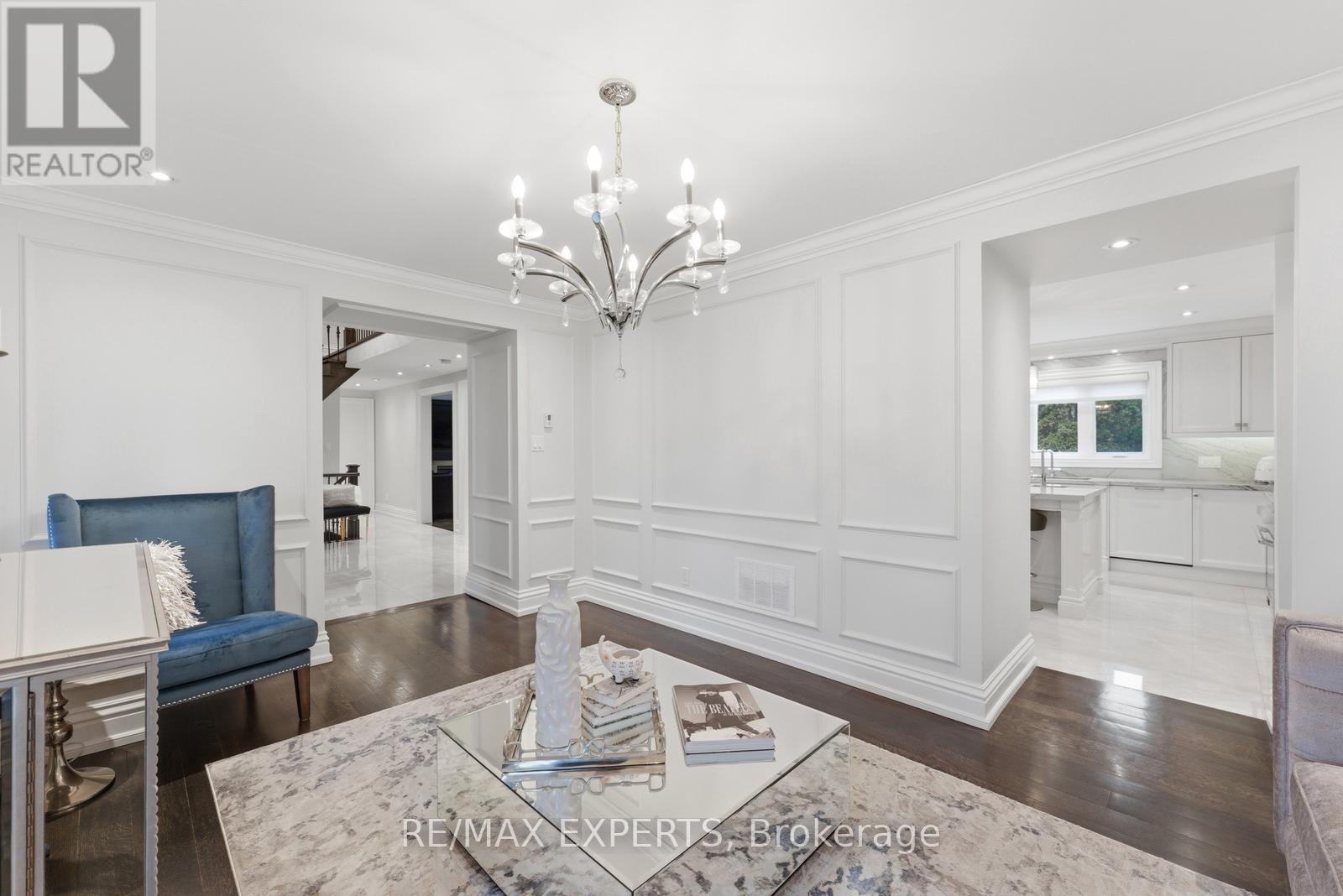 102 Kiloran Avenue, Vaughan, Ontario  L4L 3A8 - Photo 7 - N12963586