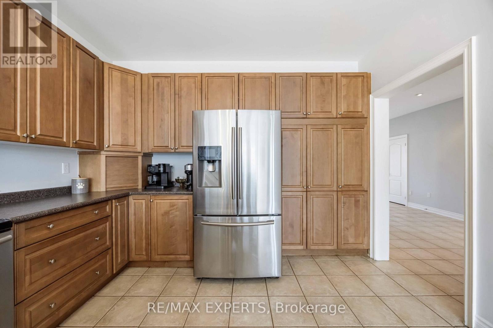 135 Pieta Place, Vaughan, Ontario  L4H 3G2 - Photo 11 - N12963600