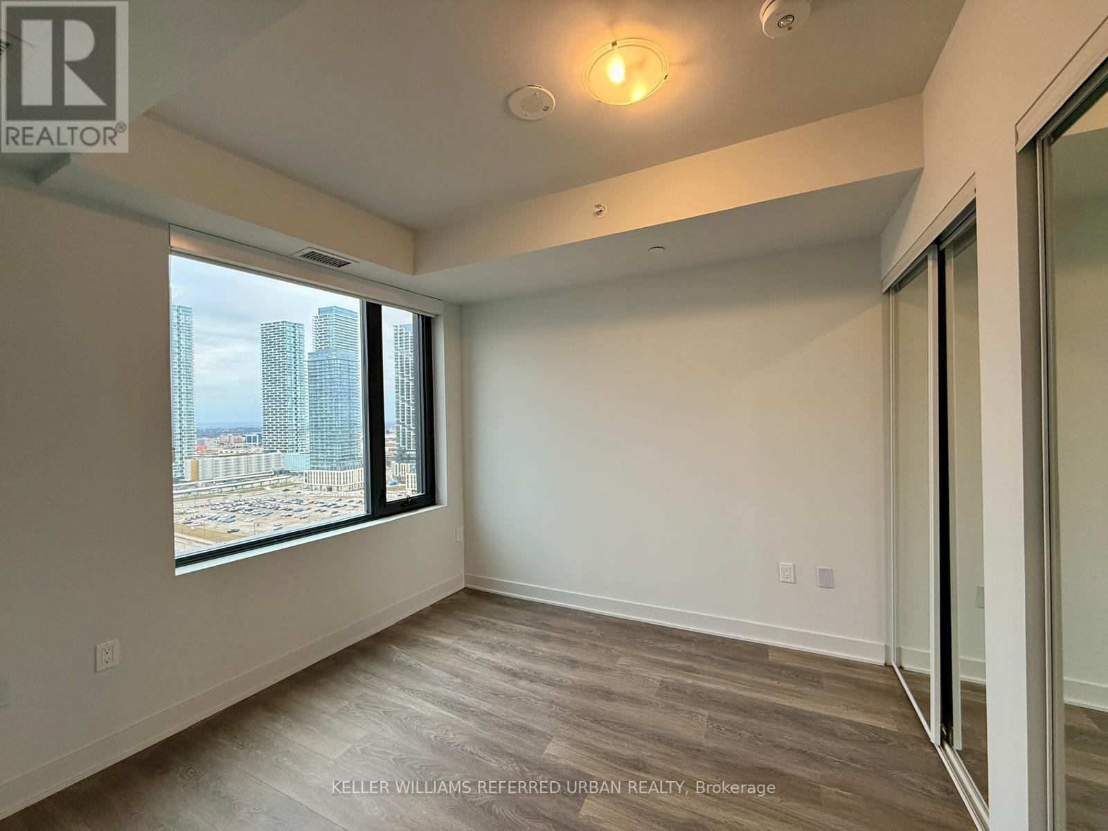 1912 - 2920 Highway 7, Vaughan, Ontario  L4K 0P4 - Photo 9 - N12963610