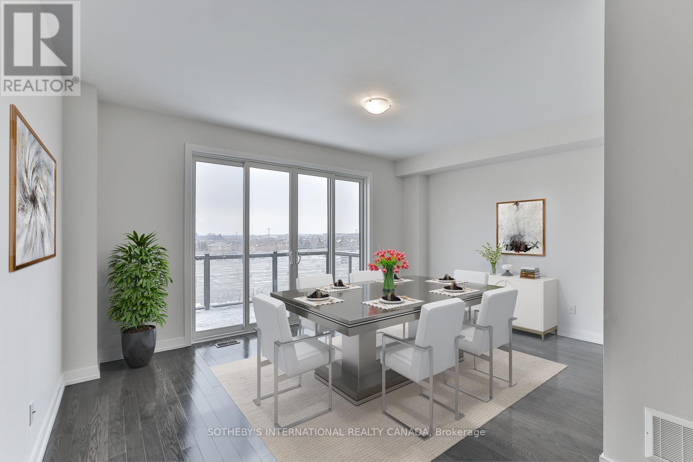 101 Glengarry Crescent, Vaughan, Ontario  L6A 4Z5 - Photo 8 - N12963618