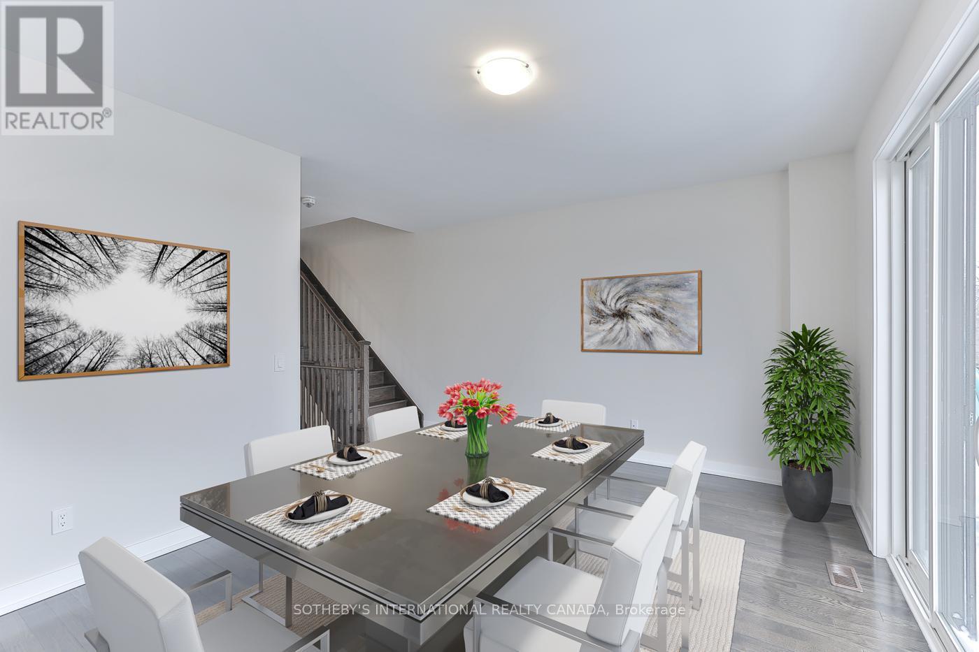 101 Glengarry Crescent, Vaughan, Ontario  L6A 4Z5 - Photo 9 - N12963618