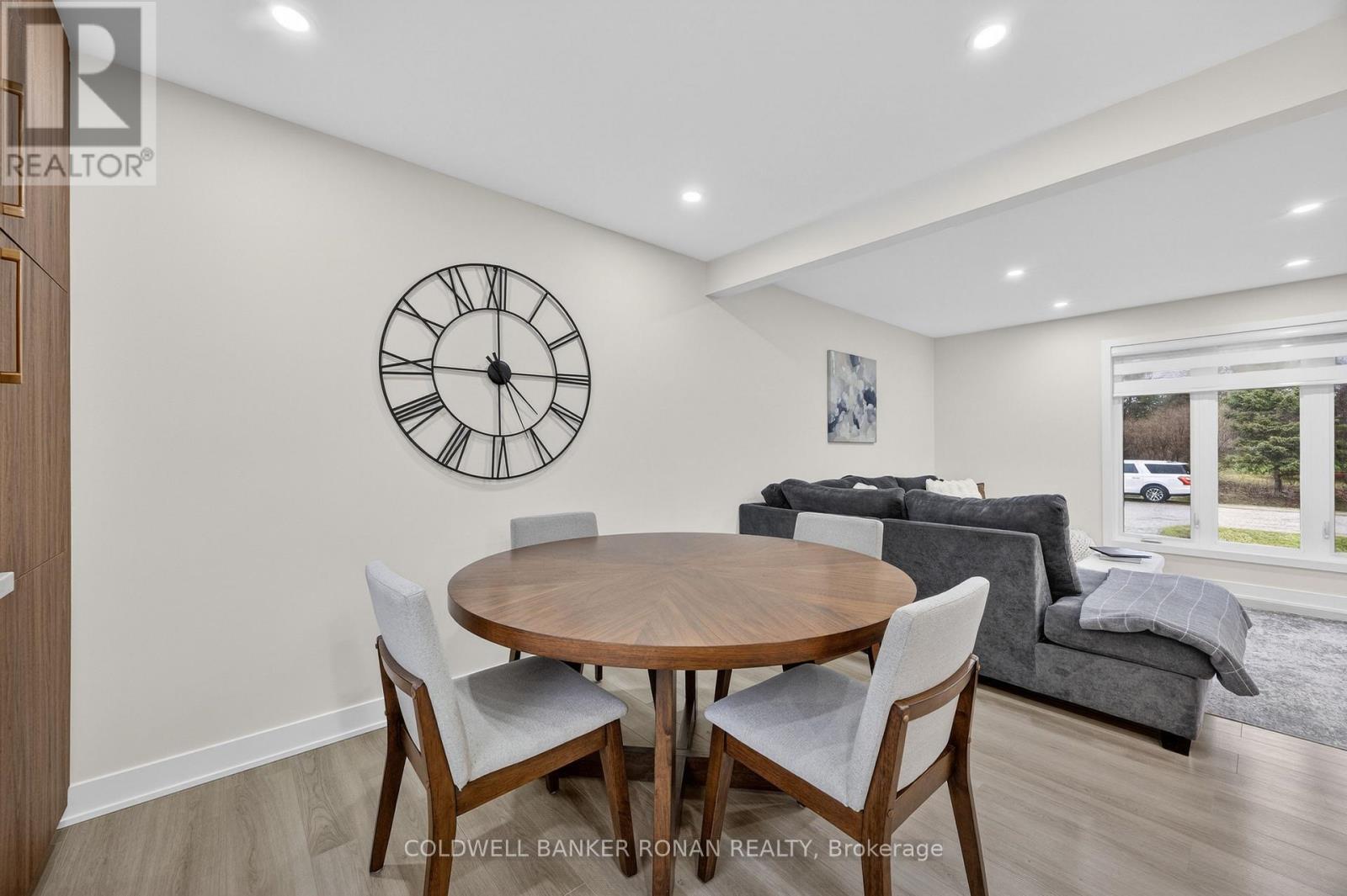 5 John Street, Adjala-Tosorontio, Ontario  L0G 1L0 - Photo 13 - N12963660