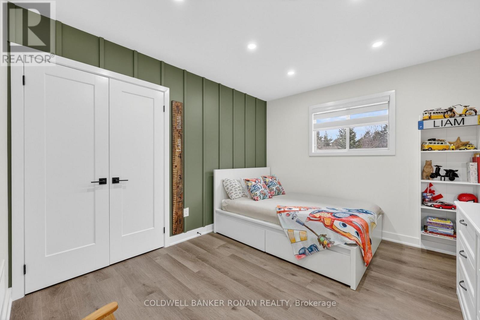 5 John Street, Adjala-Tosorontio, Ontario  L0G 1L0 - Photo 21 - N12963660