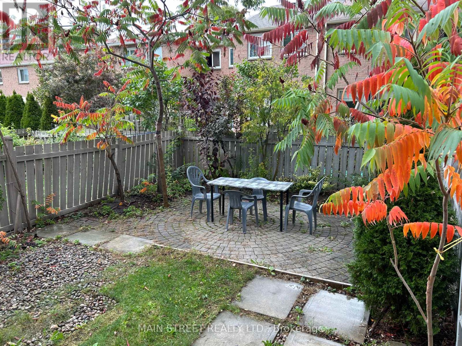 156 Observatory Lane, Richmond Hill, Ontario  L4C 8K8 - Photo 24 - N12963696