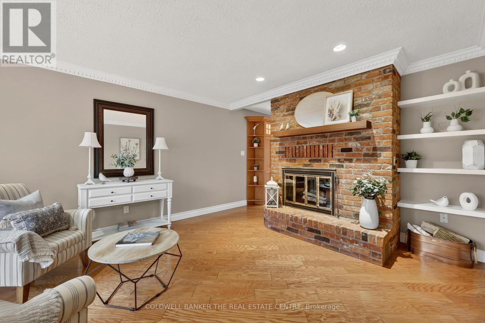 172 Millard Avenue, Newmarket, Ontario  L3Y 1Z2 - Photo 8 - N12963700