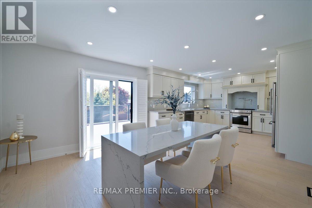 157 Jeanne Drive, Vaughan, Ontario  L4L 1X8 - Photo 15 - N12963712