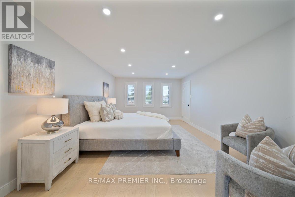 157 Jeanne Drive, Vaughan, Ontario  L4L 1X8 - Photo 20 - N12963712