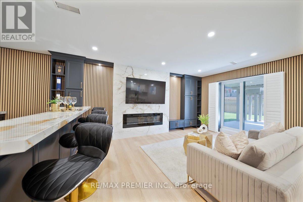 157 Jeanne Drive, Vaughan, Ontario  L4L 1X8 - Photo 37 - N12963712