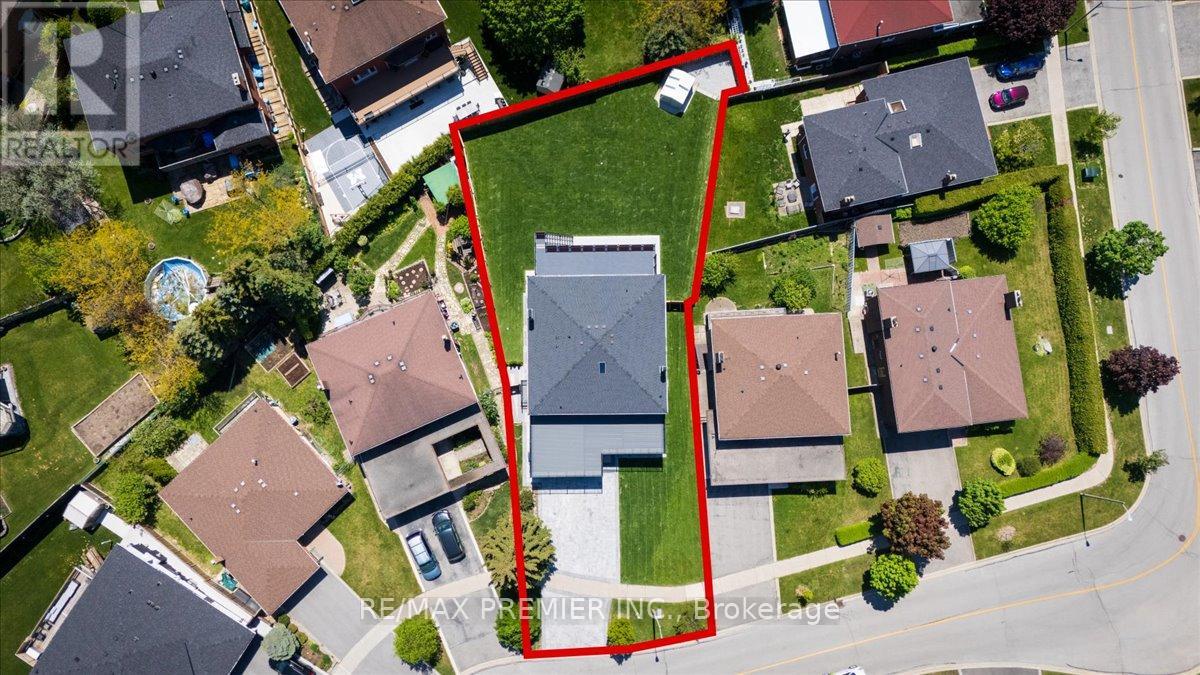 157 Jeanne Drive, Vaughan, Ontario  L4L 1X8 - Photo 50 - N12963712