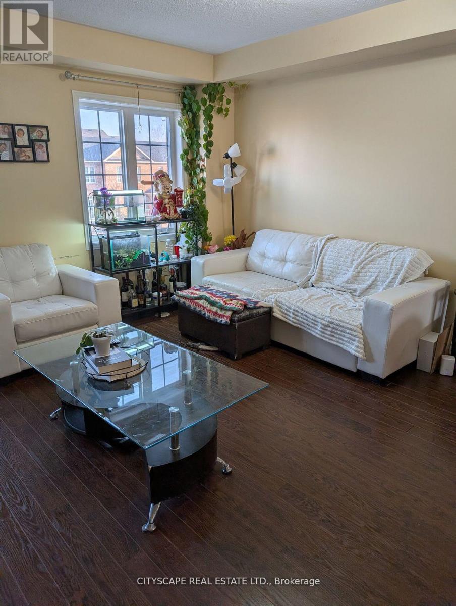 153 Hawkview Boulevard, Vaughan, Ontario  L4H 3S5 - Photo 10 - N12963732