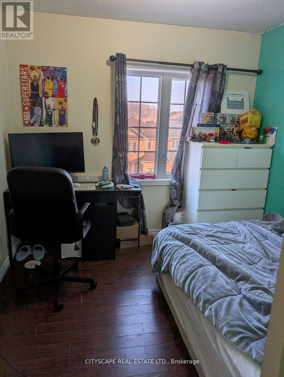 153 Hawkview Boulevard, Vaughan, Ontario  L4H 3S5 - Photo 11 - N12963732