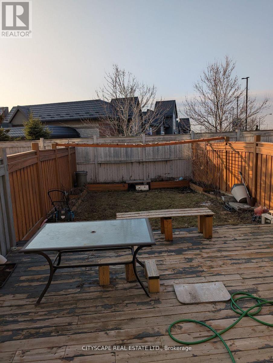 153 Hawkview Boulevard, Vaughan, Ontario  L4H 3S5 - Photo 13 - N12963732