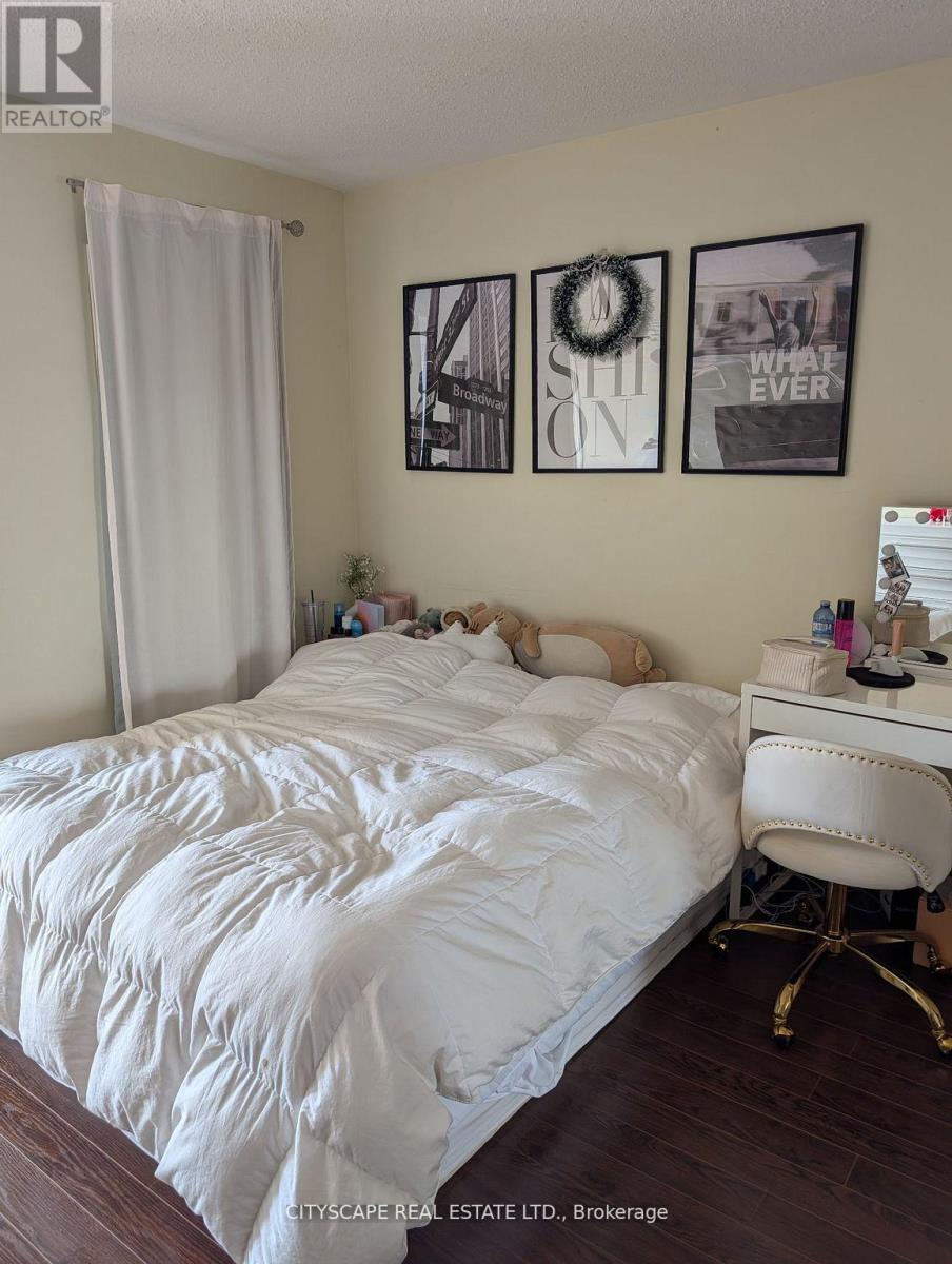 153 Hawkview Boulevard, Vaughan, Ontario  L4H 3S5 - Photo 18 - N12963732