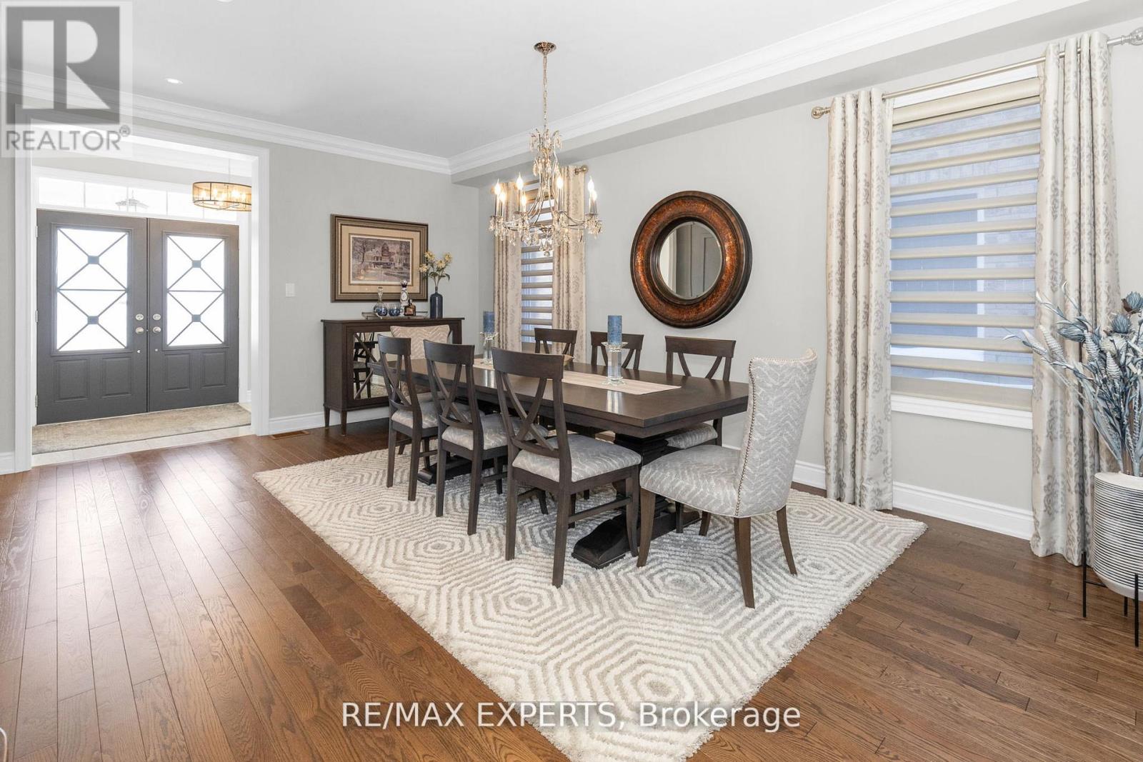 24 Mckay Avenue, New Tecumseth, Ontario  L0G 1W0 - Photo 9 - N12963750