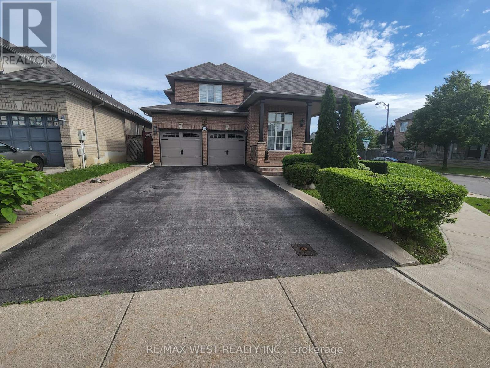 379 SONOMA BOULEVARD, Vaughan, Ontario