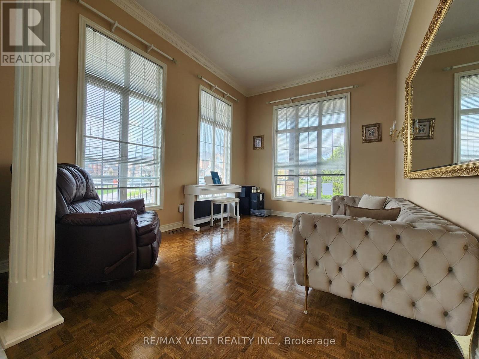 379 Sonoma Boulevard, Vaughan, Ontario  L4H 1S1 - Photo 12 - N12963762