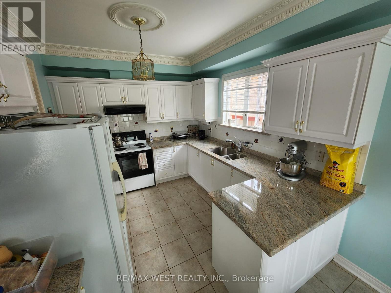 379 Sonoma Boulevard, Vaughan, Ontario  L4H 1S1 - Photo 19 - N12963762